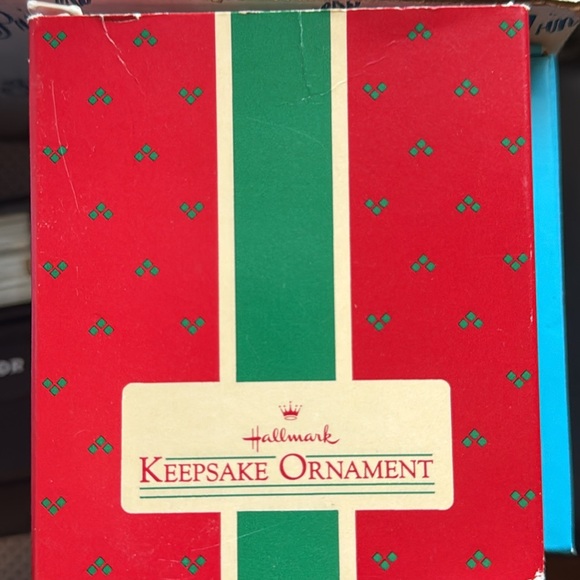 Hallmark ornament raccoon biker dated 1987 - Picture 2 of 5